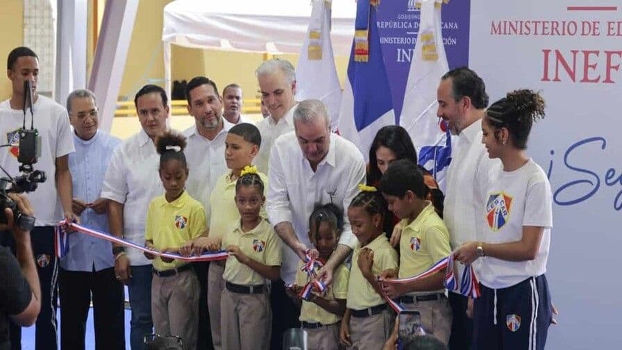 Inauguran nuevo techado en Centro Educacional Santo Cura de Ars