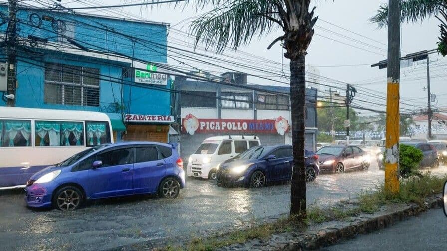 El Gran Santo Domingo permanece en alerta amarilla por lluvias