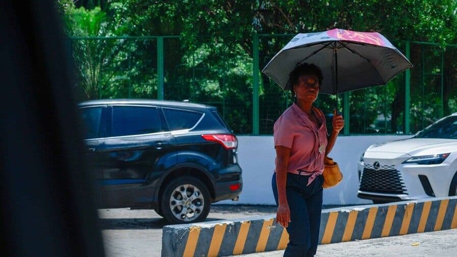 Vaguada provocará lluvias y calor en República Dominicana