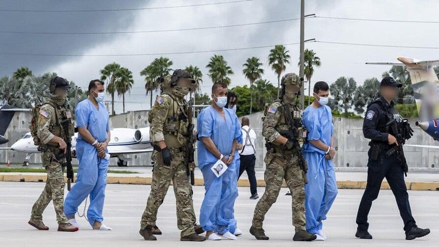 Comparecen en Miami 18 acusados por asesinato del presidente de Haití