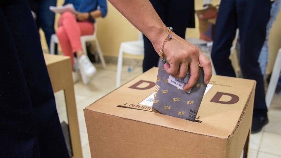 Estudio revela participación electoral por ocupación en República Dominicana