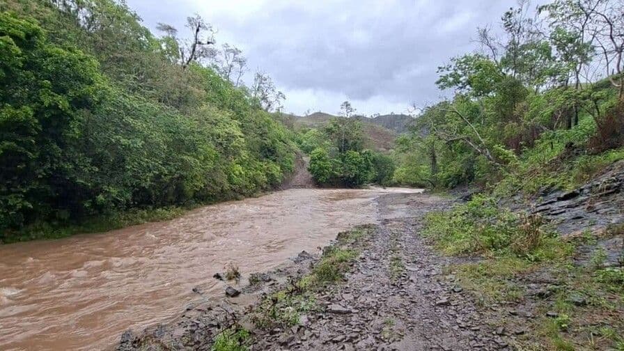 Retraso en la construcción del puente de Guayajayuco genera preocupación