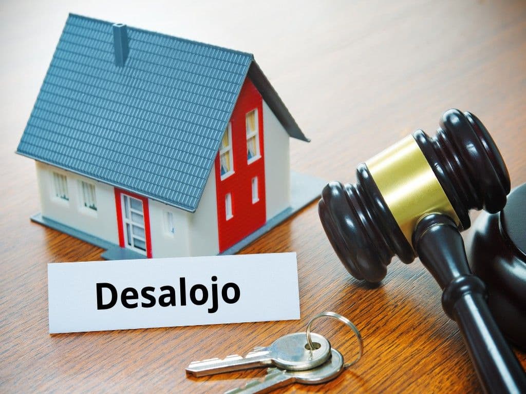 Procedimiento legal para desalojar a un inquilino por falta de pago en República Dominicana