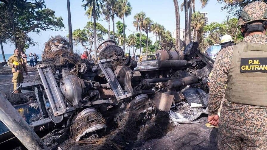 Dos fallecidos en accidente de tránsito en la avenida George Washington