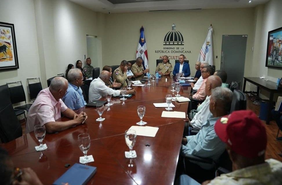 Gobierno y productores impulsan mecanización agrícola para reducir mano de obra extranjera
