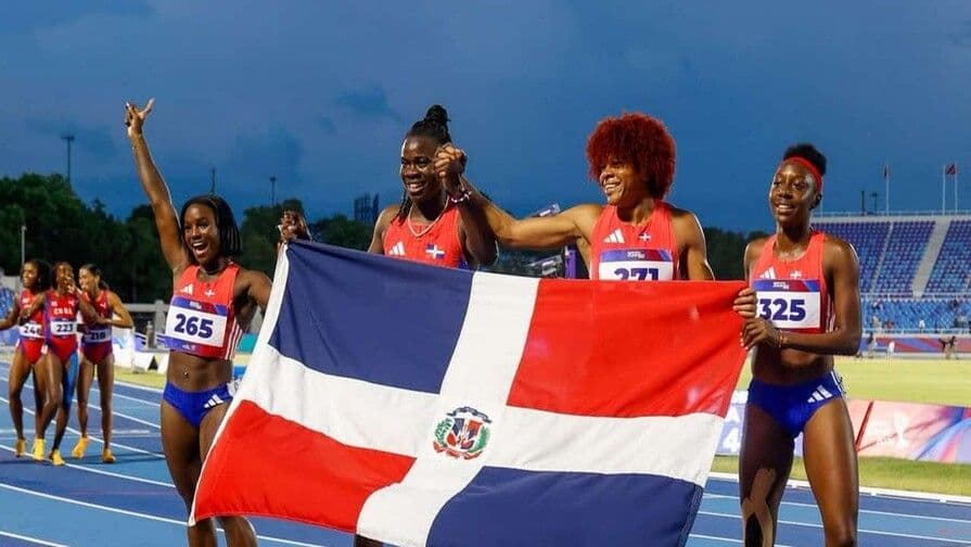 Relevo femenino 4x100 otorga a RD su 11ª medalla de oro en atletismo