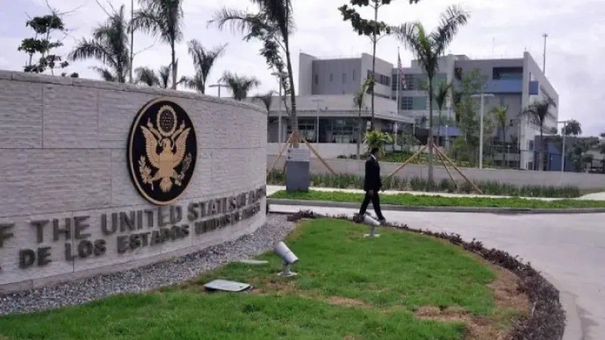 Embajada de EE.UU. en RD abre siete vacantes laborales