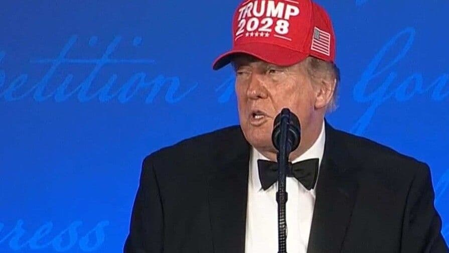 Trump intensifica campaña electoral en Kansas para apoyar al senador Marshall