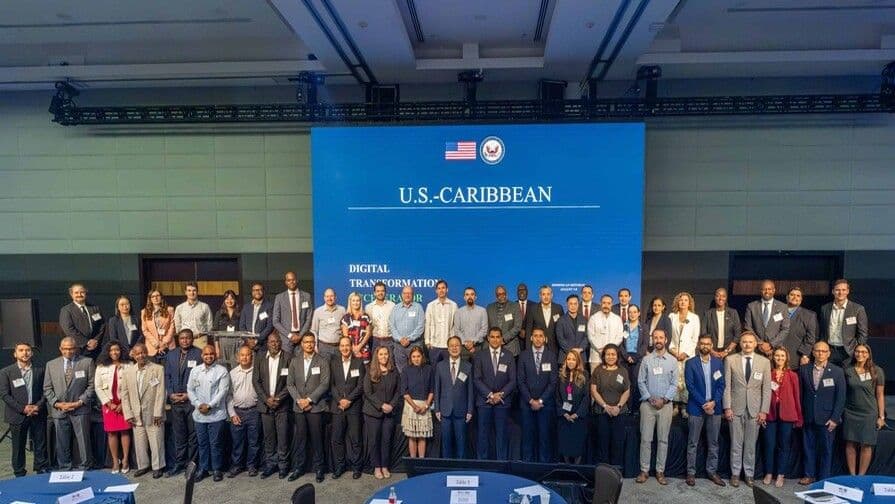 Estados Unidos impulsa infraestructura digital en el Caribe
