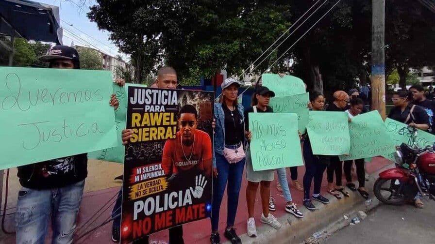 Familiares de Rawel Sierra exigen justicia por su muerte en Brisas del Este