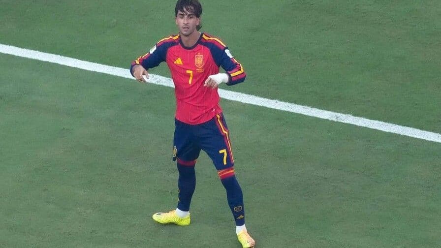 Ferran Torres destaca la victoria de España en el Mundial