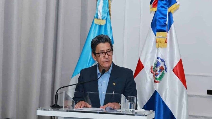 Foro político-empresarial fortalece lazos entre República Dominicana y Guatemala