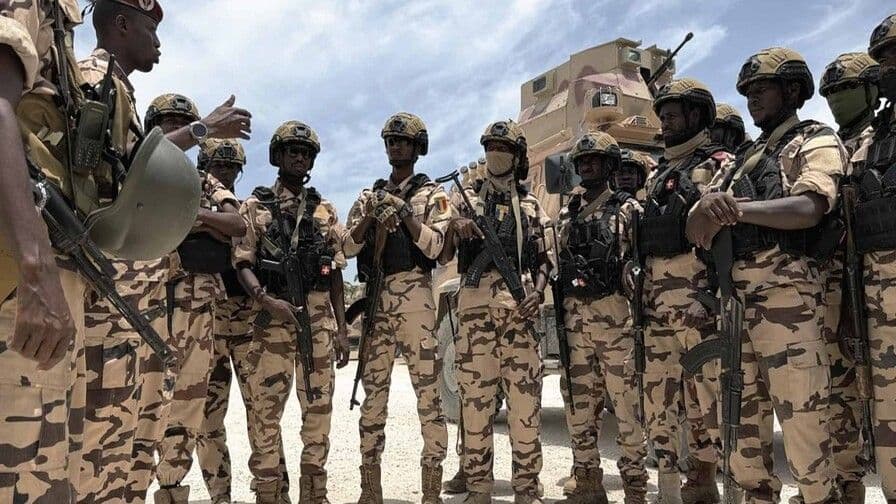 El Salvador incrementa su contingente militar en Haití a 1,300 soldados