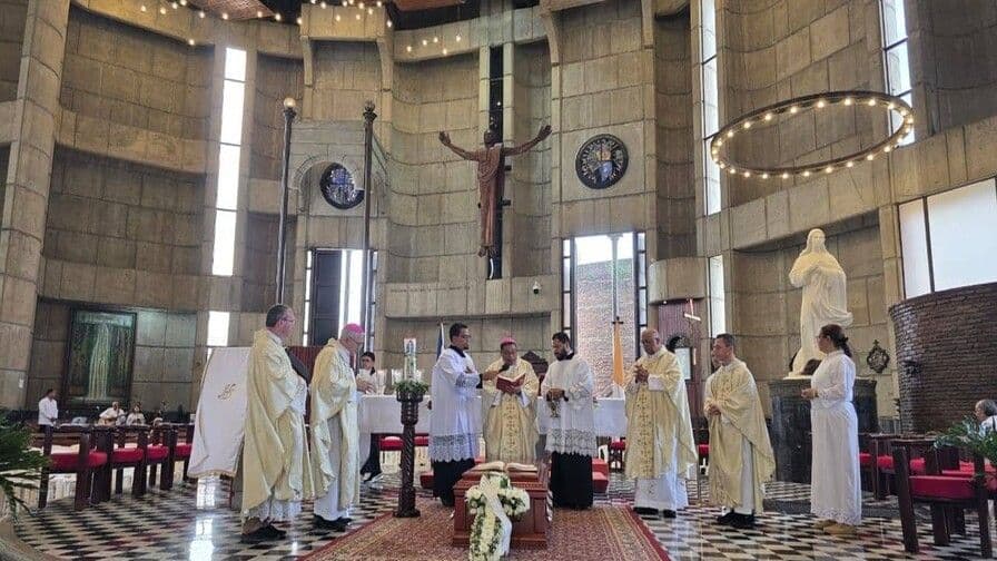 Despedida a monseñor Gabriel Antonio Camilo González en La Vega
