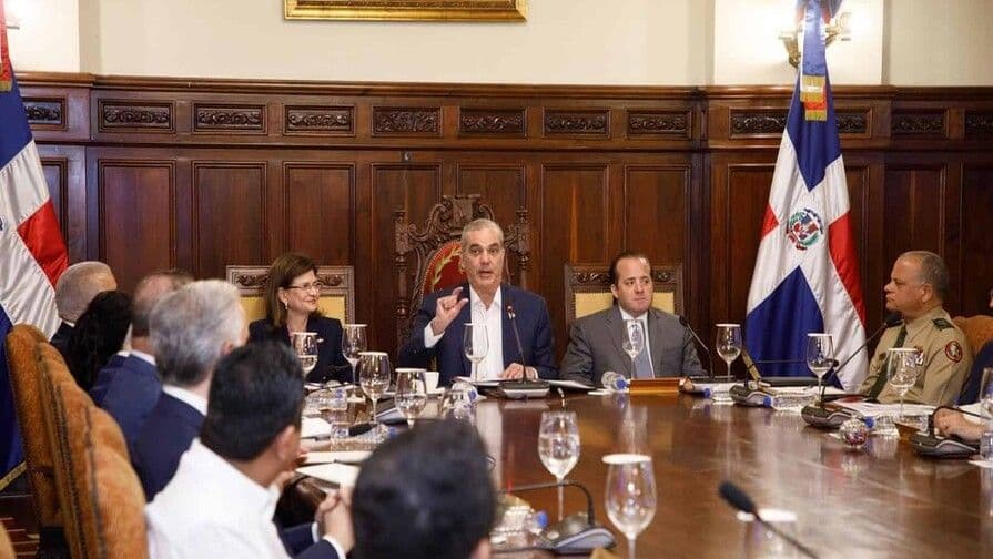 Abinader realiza cambios estratégicos en su equipo de gobierno