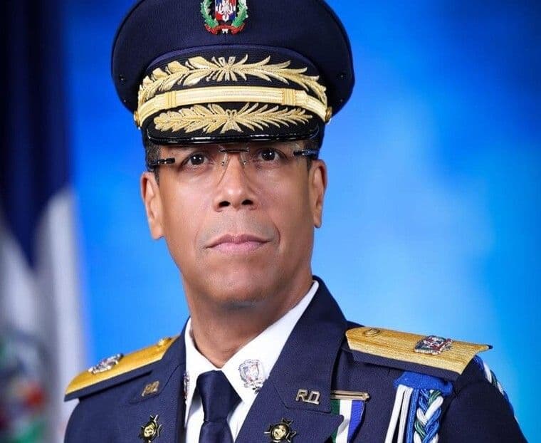 General Martín Miguel Tapia Sánchez nombrado inspector general de la Policía Nacional