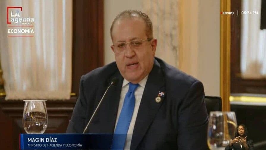 Gobierno dominicano evalúa seguro financiero contra alzas de precios internacionales