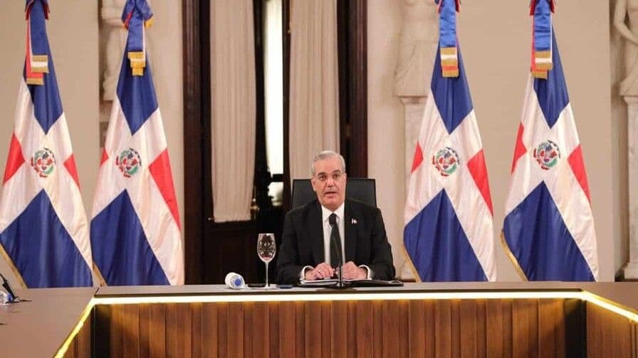 Gobierno supervisa comercios chinos en República Dominicana