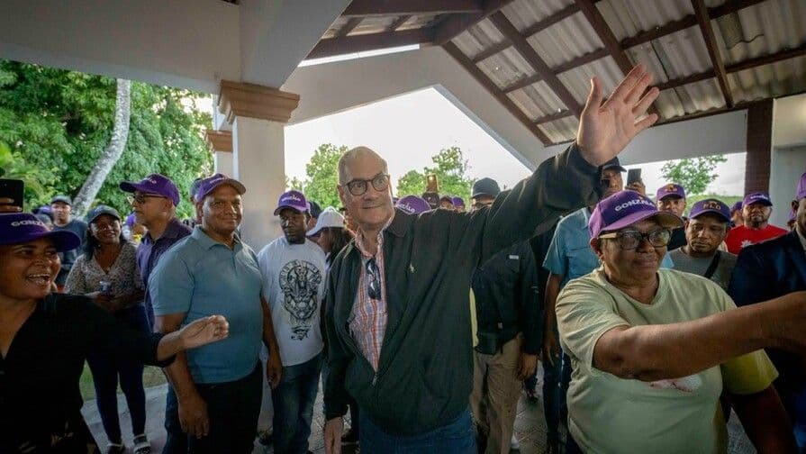 Gonzalo Castillo presenta propuestas de desarrollo en La Altagracia