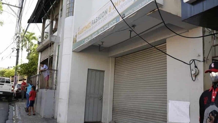 Encuentran cadáver en negocio de Santo Domingo Oeste