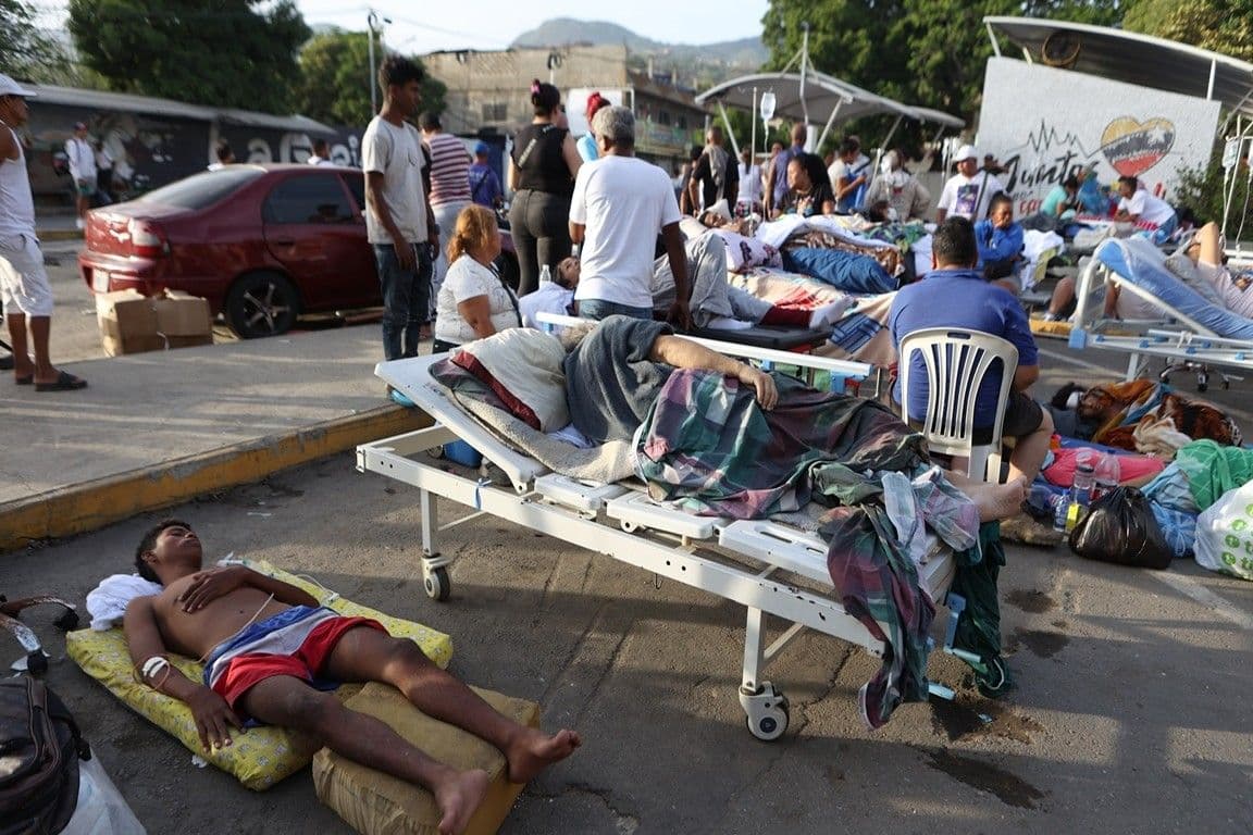 Aumenta a 1.430 el número de fallecidos por terremotos en Venezuela
