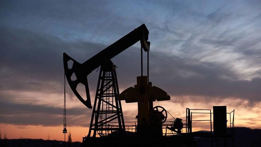 Aumento del precio del petróleo por tensiones entre EE. UU. e Irán