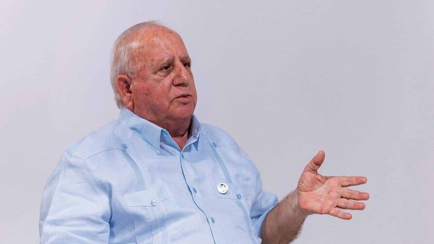 José Ernesto Fadul enfrenta cuestionamientos por credenciales académicas