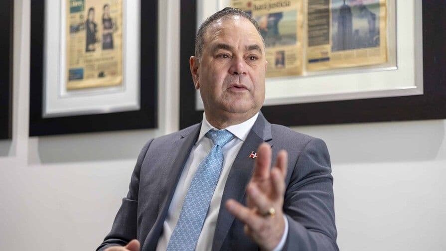 Oliverio Espaillat impulsa la mecanización agrícola en República Dominicana