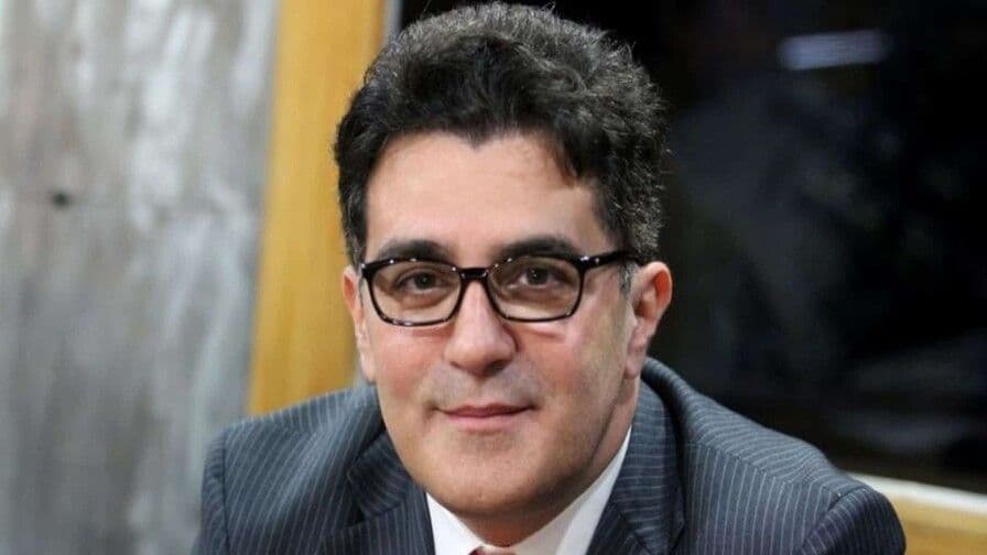 Julio Cury solicita investigar a la JCE por reglamento sobre encuestas
