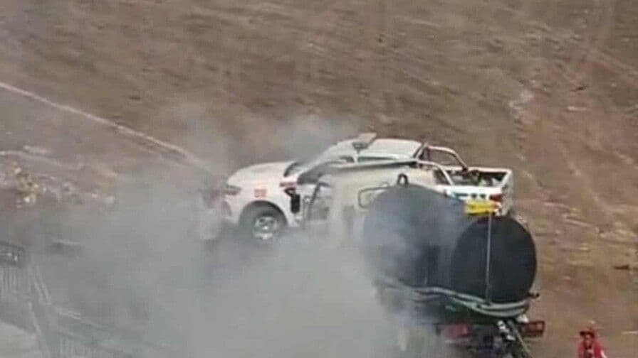 Incendio de camioneta provoca congestión en autopista Duarte
