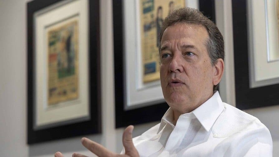 Líderes internacionales felicitan a Ito Bisonó por su nombramiento como Canciller