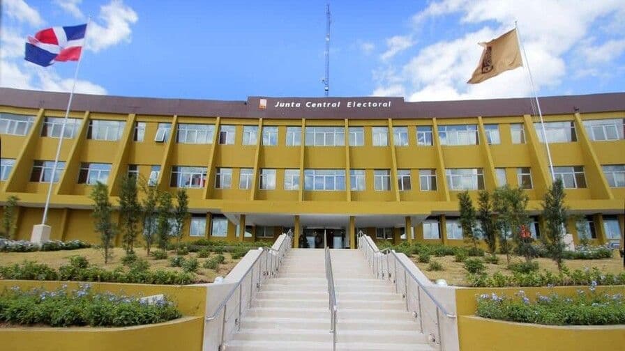 JCE flexibiliza renovación de cédula sin restricción por mes de nacimiento