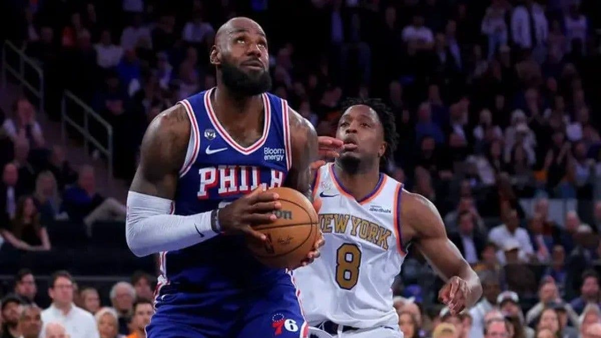 LeBron James debuta con los 76ers con victoria sobre los Knicks
