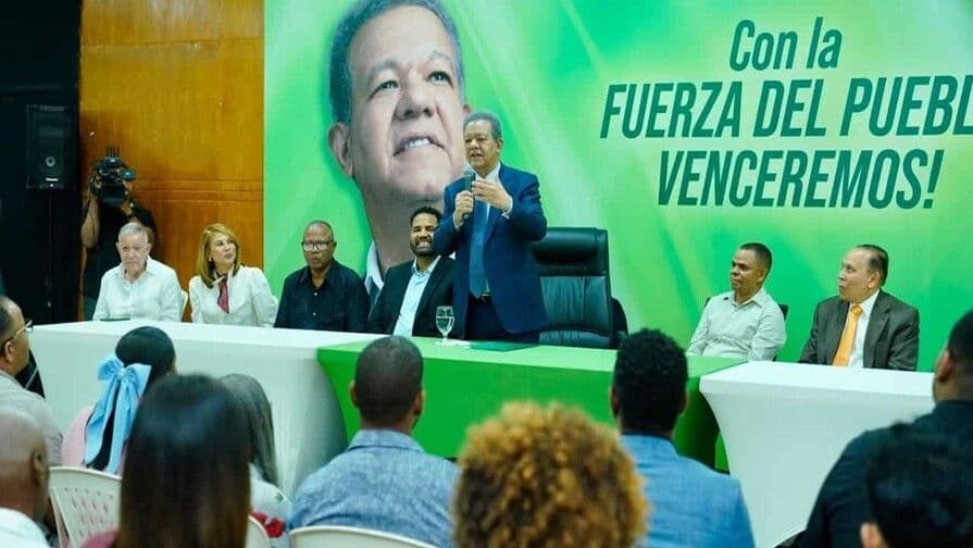 Leonel Fernández critica justificación del gobierno para reforma fiscal