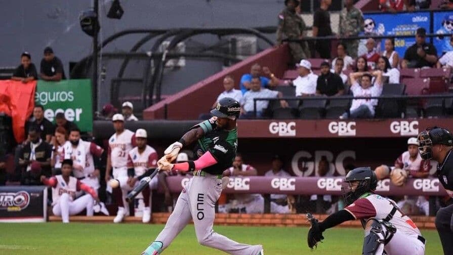 Estrellas Orientales vencen a Gigantes del Cibao y lideran la Lidom