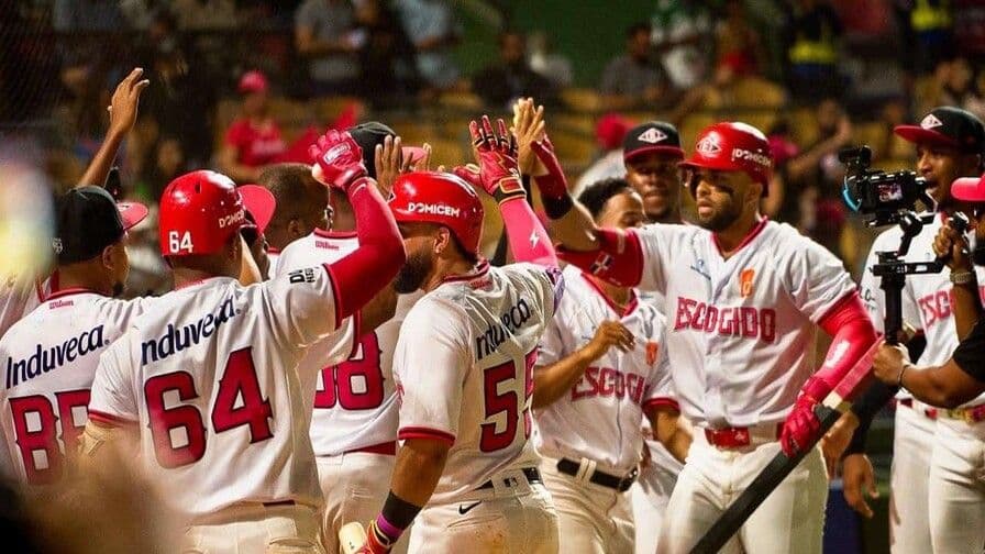 Leones del Escogido logran su primera victoria en la temporada 2026-2027