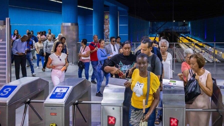 Metro de Los Alcarrizos comienza a cobrar tarifa regular