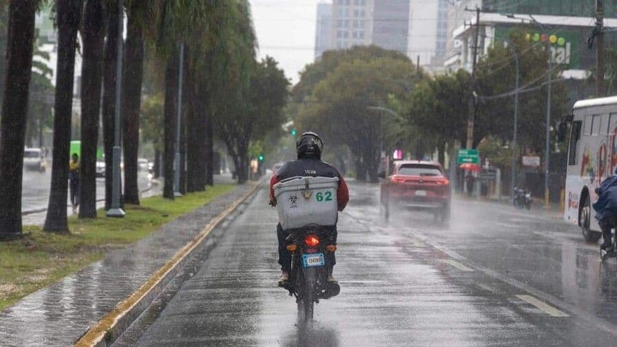Pronostican aguaceros y calor en República Dominicana este sábado