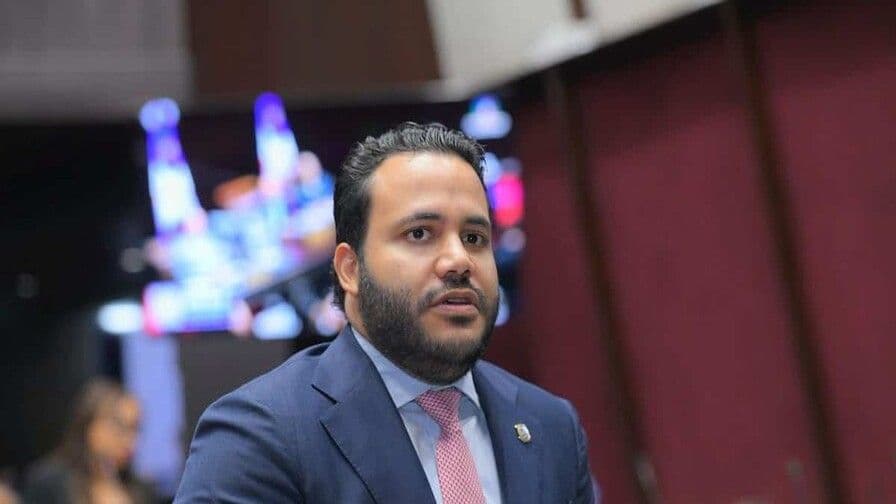 Diputado Rogelio Genao renuncia al PRSC por falta de liderazgo