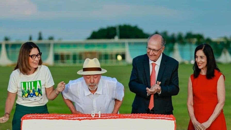 Lula da Silva celebra su cumpleaños con promesa de dedicación a Brasil