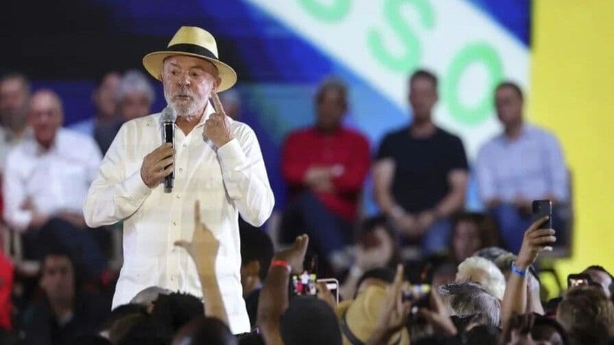 Lula da Silva logra histórica victoria electoral en Brasil