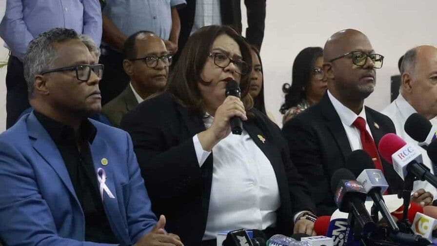 Médicos dominicanos anuncian paro por condiciones laborales insostenibles