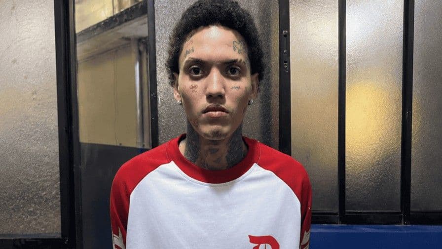 Imponen medidas a Onguito Wa por tenencia ilegal de armas