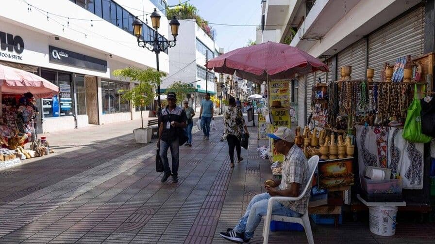 Microempresas impulsan la economía de la Ciudad Colonial