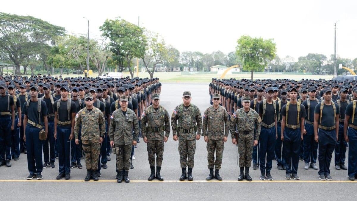 Proponen servicio militar obligatorio para jóvenes en República Dominicana
