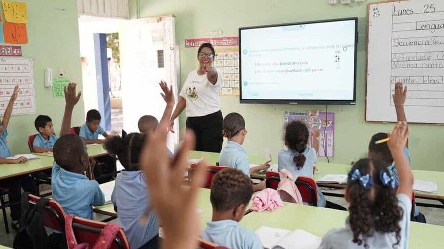 Minerd garantiza disponibilidad de docentes para el año escolar 2026-2027