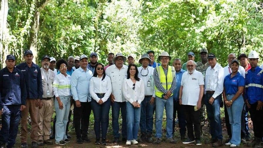 Ministerio de Energía y Minas lidera reforestación en Cotuí