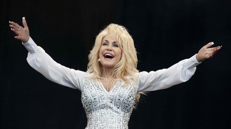 Fallece Dolly Parton, ícono de la música country a los 80 años