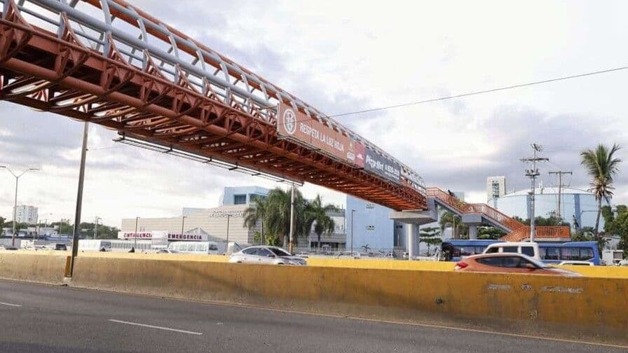 Taxista muere tras ataque a tiros en Santo Domingo Este