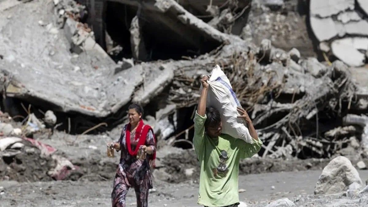 Nepal continúa búsqueda de desaparecidos tras devastadoras riadas